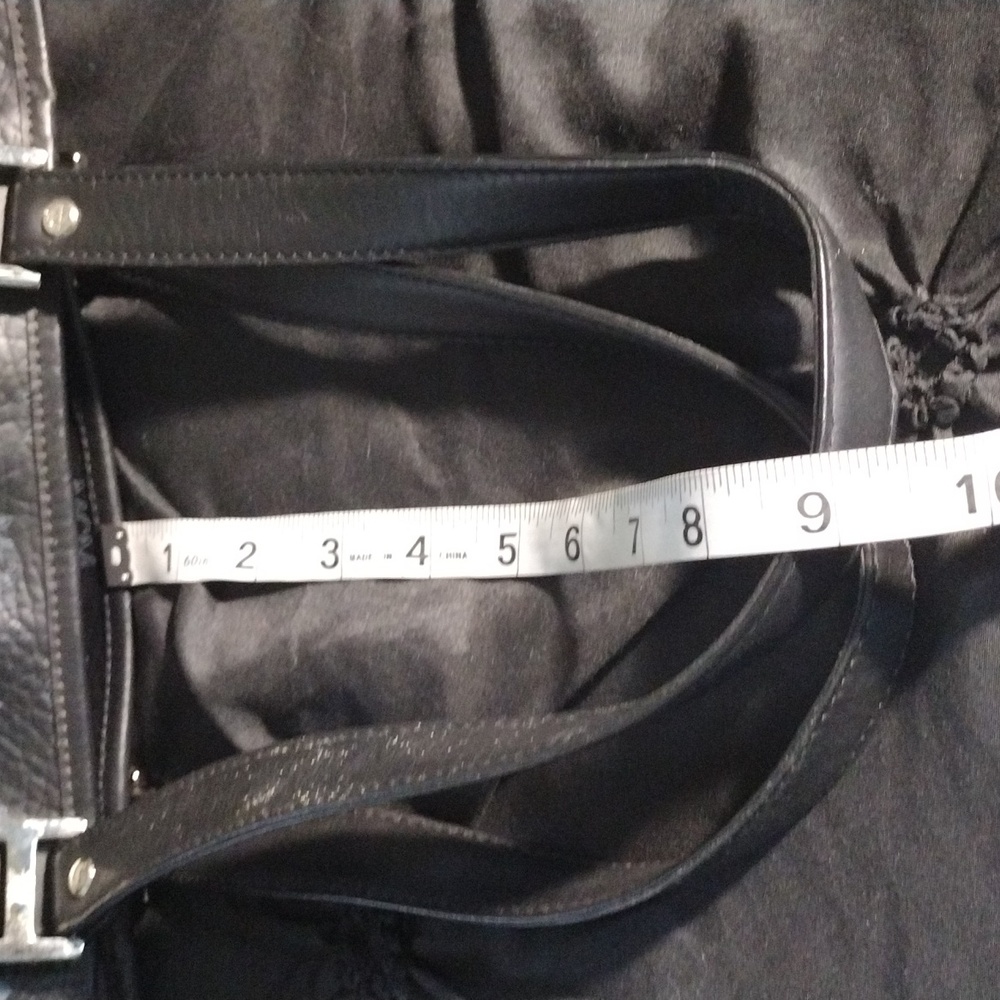 💯 Auth MCM Black Leather Tote Bag  (Medium) - Picture 16 of 16
